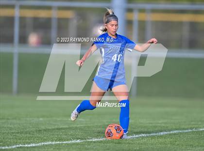 Thumbnail 1 in Franklin Central vs. Hamilton Southeastern  photogallery.