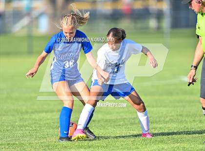 Thumbnail 2 in Franklin Central vs. Hamilton Southeastern  photogallery.