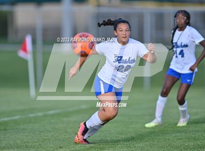 Thumbnail 3 in Franklin Central vs. Hamilton Southeastern  photogallery.