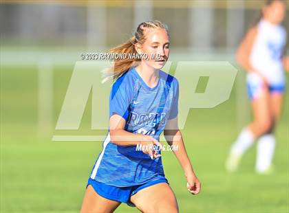 Thumbnail 2 in Franklin Central vs. Hamilton Southeastern  photogallery.
