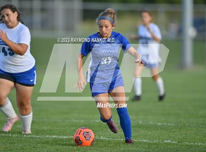 Thumbnail 2 in Franklin Central vs. Hamilton Southeastern  photogallery.