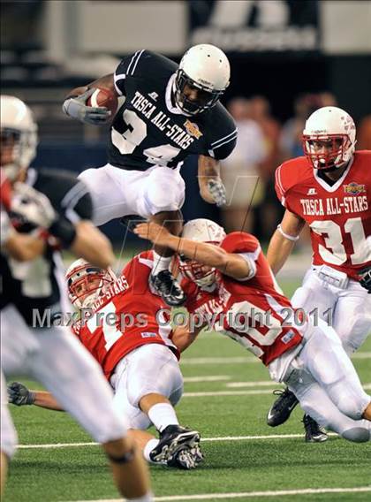 Thumbnail 3 in THSCA All-Star Football Game (Cowboys Stadium) photogallery.