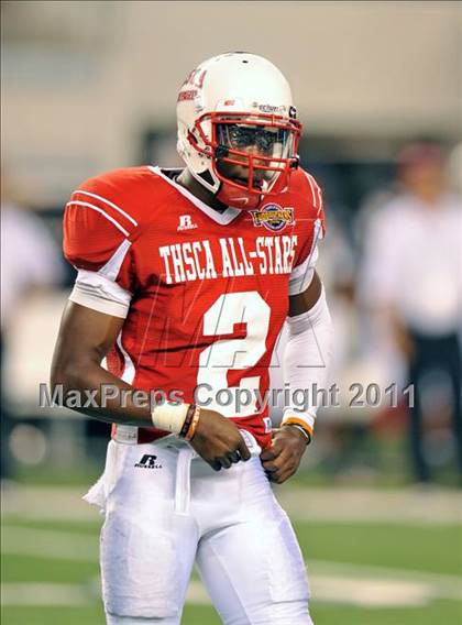 Thumbnail 3 in THSCA All-Star Football Game (Cowboys Stadium) photogallery.