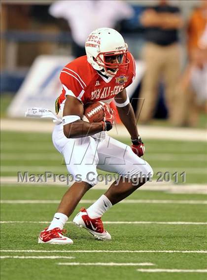 Thumbnail 3 in THSCA All-Star Football Game (Cowboys Stadium) photogallery.