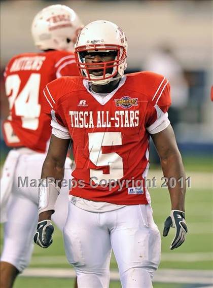 Thumbnail 3 in THSCA All-Star Football Game (Cowboys Stadium) photogallery.