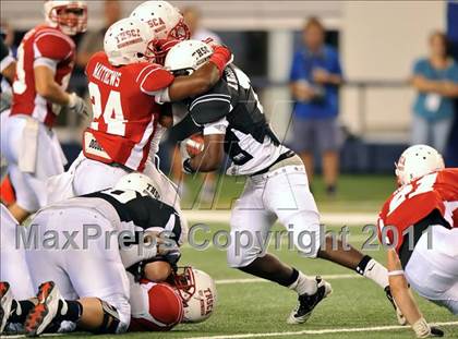 Thumbnail 3 in THSCA All-Star Football Game (Cowboys Stadium) photogallery.