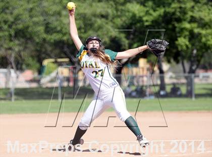 Thumbnail 1 in Royal vs. Alemany (Suzanne Manlet Softball Invitational) photogallery.