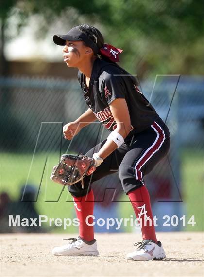 Thumbnail 1 in Royal vs. Alemany (Suzanne Manlet Softball Invitational) photogallery.