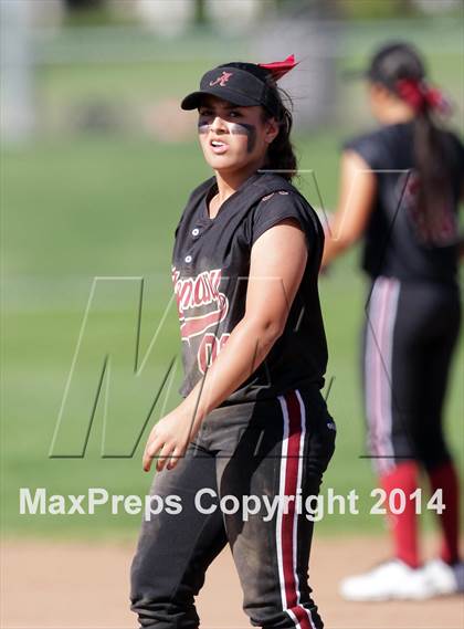 Thumbnail 1 in Royal vs. Alemany (Suzanne Manlet Softball Invitational) photogallery.