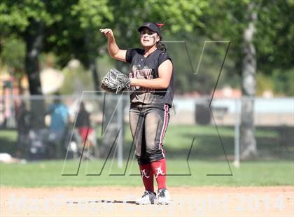 Thumbnail 3 in Royal vs. Alemany (Suzanne Manlet Softball Invitational) photogallery.
