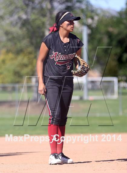 Thumbnail 1 in Royal vs. Alemany (Suzanne Manlet Softball Invitational) photogallery.