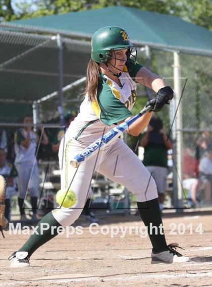 Thumbnail 1 in Royal vs. Alemany (Suzanne Manlet Softball Invitational) photogallery.