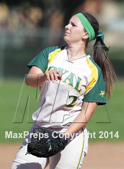 Thumbnail 2 in Royal vs. Alemany (Suzanne Manlet Softball Invitational) photogallery.