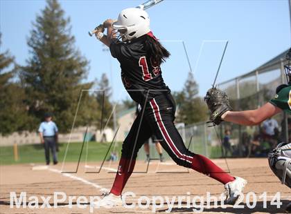 Thumbnail 3 in Royal vs. Alemany (Suzanne Manlet Softball Invitational) photogallery.