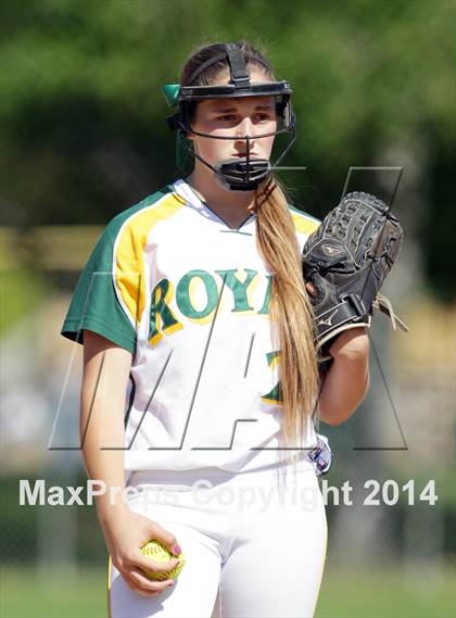 Thumbnail 3 in Royal vs. Alemany (Suzanne Manlet Softball Invitational) photogallery.