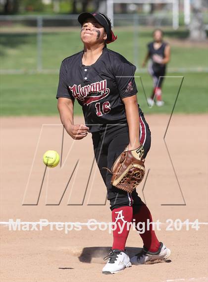 Thumbnail 3 in Royal vs. Alemany (Suzanne Manlet Softball Invitational) photogallery.