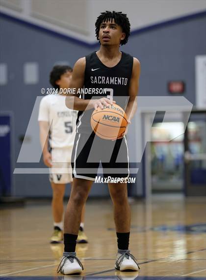 Thumbnail 1 in Sacramento @ Vista del Lago photogallery.
