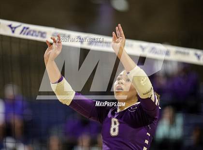 Thumbnail 2 in Cartersville vs. Pace Academy (GHSA 4A State Final) photogallery.
