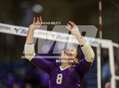 Thumbnail 2 in Cartersville vs. Pace Academy (GHSA 4A State Final) photogallery.