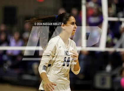 Thumbnail 3 in Cartersville vs. Pace Academy (GHSA 4A State Final) photogallery.