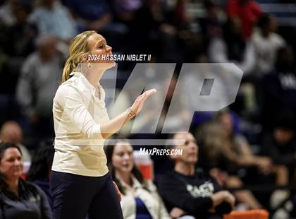 Thumbnail 1 in Cartersville vs. Pace Academy (GHSA 4A State Final) photogallery.