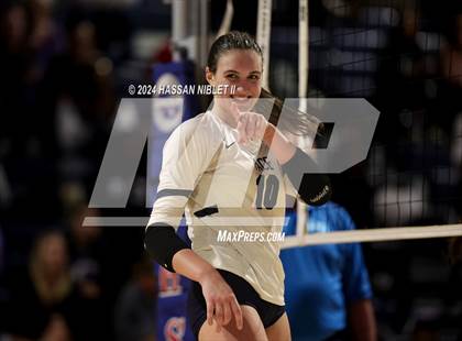 Thumbnail 1 in Cartersville vs. Pace Academy (GHSA 4A State Final) photogallery.