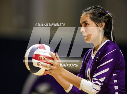 Thumbnail 1 in Cartersville vs. Pace Academy (GHSA 4A State Final) photogallery.