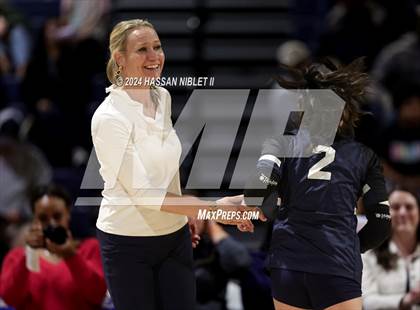 Thumbnail 3 in Cartersville vs. Pace Academy (GHSA 4A State Final) photogallery.