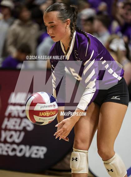 Thumbnail 3 in Cartersville vs. Pace Academy (GHSA 4A State Final) photogallery.