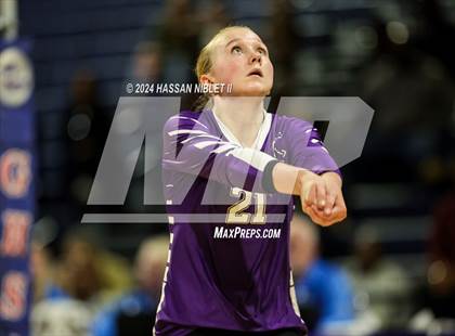 Thumbnail 3 in Cartersville vs. Pace Academy (GHSA 4A State Final) photogallery.