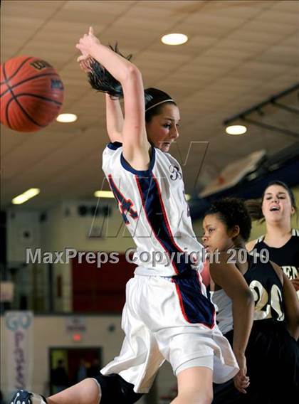 Thumbnail 1 in Athens @ Brewer photogallery.