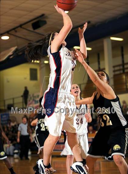 Thumbnail 2 in Athens @ Brewer photogallery.