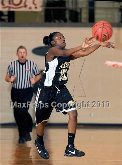 Thumbnail 1 in Athens @ Brewer photogallery.