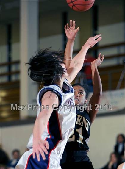 Thumbnail 2 in Athens @ Brewer photogallery.