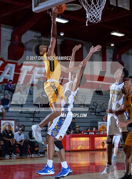 Thumbnail 3 in Mira Mesa vs Mission Bay (Lions Club Classic) photogallery.