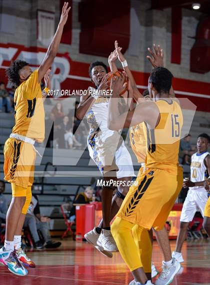 Thumbnail 3 in Mira Mesa vs Mission Bay (Lions Club Classic) photogallery.