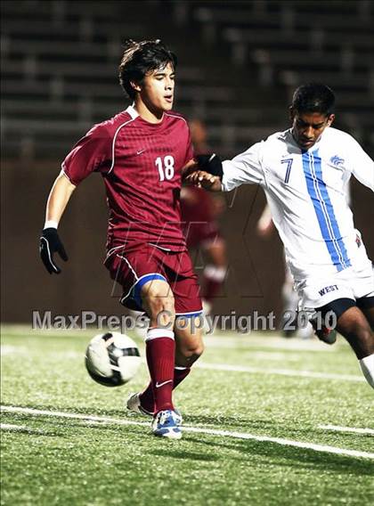 Thumbnail 3 in Plano vs Plano West photogallery.