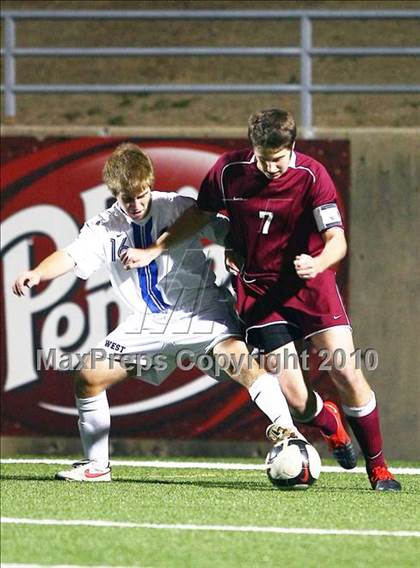 Thumbnail 3 in Plano vs Plano West photogallery.