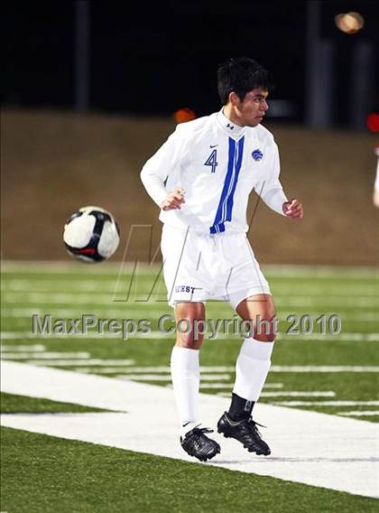 Thumbnail 2 in Plano vs Plano West photogallery.
