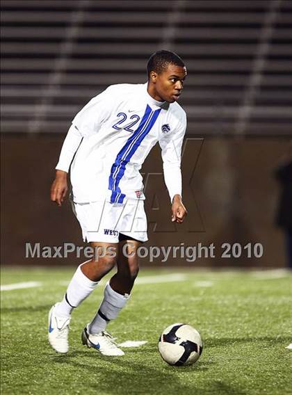 Thumbnail 2 in Plano vs Plano West photogallery.