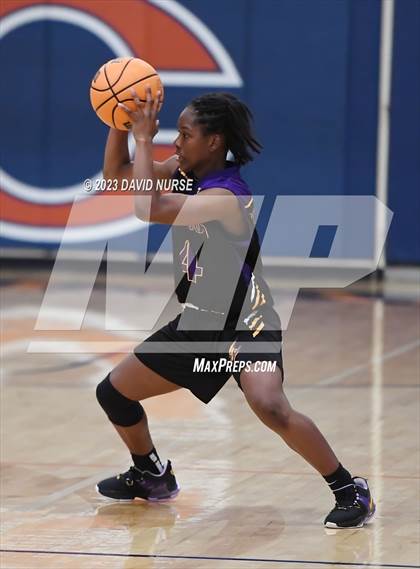 Thumbnail 1 in Lynwood @ Chaminade photogallery.