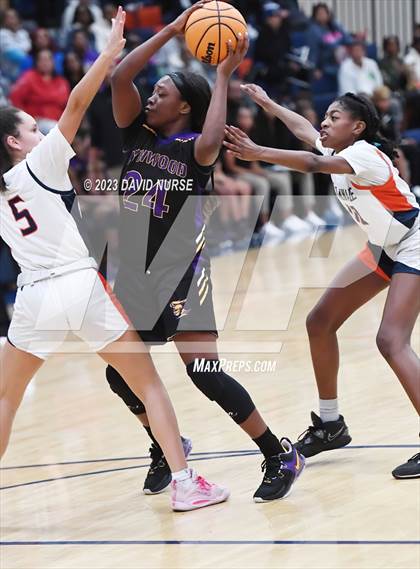 Thumbnail 3 in Lynwood @ Chaminade photogallery.