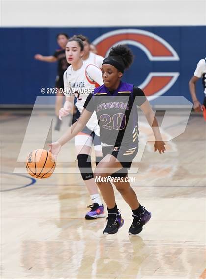 Thumbnail 2 in Lynwood @ Chaminade photogallery.