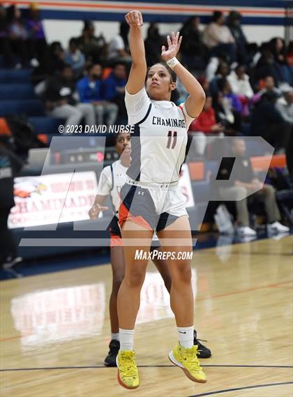 Thumbnail 1 in Lynwood @ Chaminade photogallery.