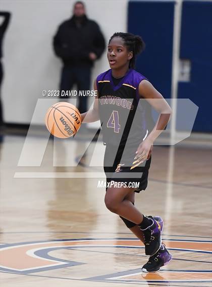 Thumbnail 3 in Lynwood @ Chaminade photogallery.