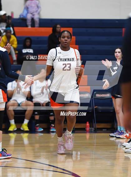Thumbnail 2 in Lynwood @ Chaminade photogallery.