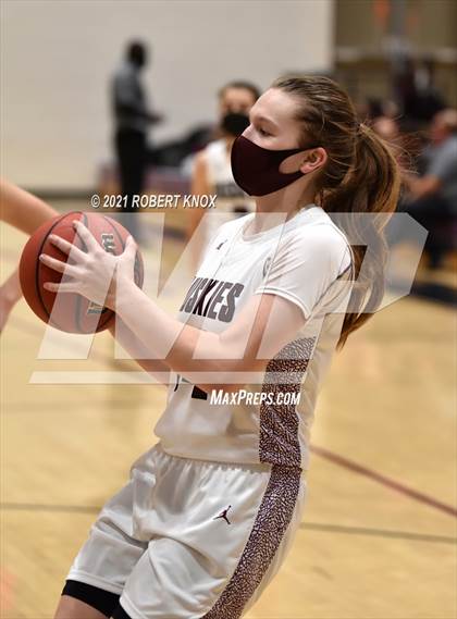 Thumbnail 3 in Kofa @ Hamilton photogallery.