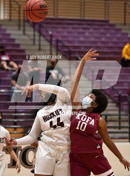 Thumbnail 3 in Kofa @ Hamilton photogallery.