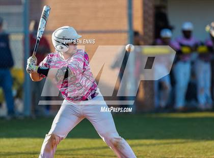 Thumbnail 1 in Ola vs Hampton photogallery.