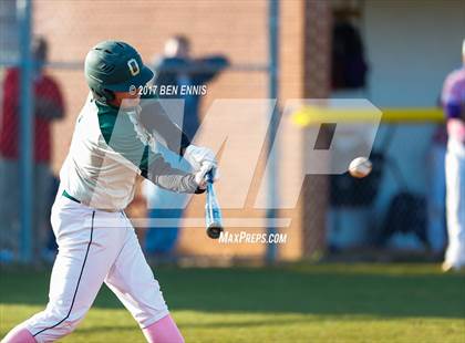 Thumbnail 3 in Ola vs Hampton photogallery.
